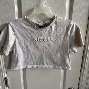 Nicce Ersa Cropped T-Shirt Womens Medium Cream Embroidered Logo Short Sleeve Top